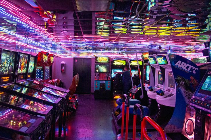 HELLSPIN Casino سائٹ کے لیے آن لائن گیمز فراہم کرنے والے